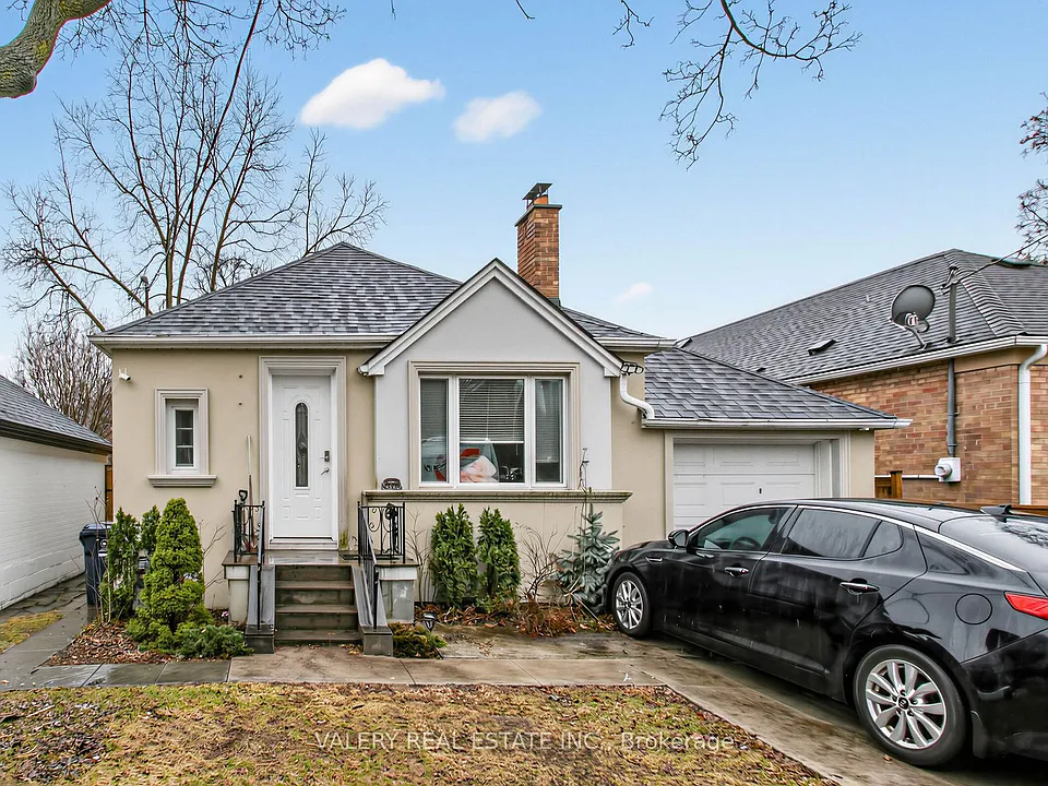 133 Meadowvale Dr #LOWER