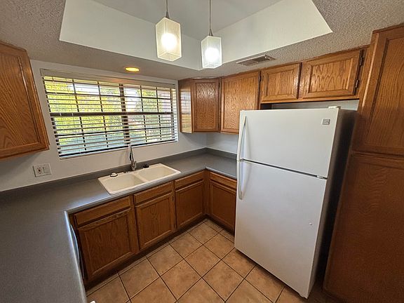 4th image of 5950 N 78th St Unit 239