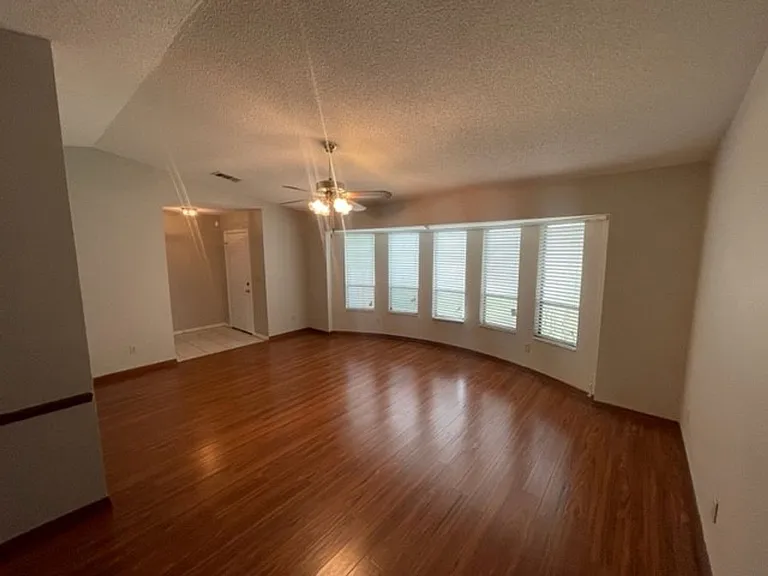 356 Pipit St NE — Photo 11