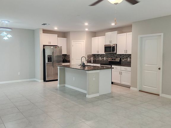 3rd image of 14430 English Lavender Dr