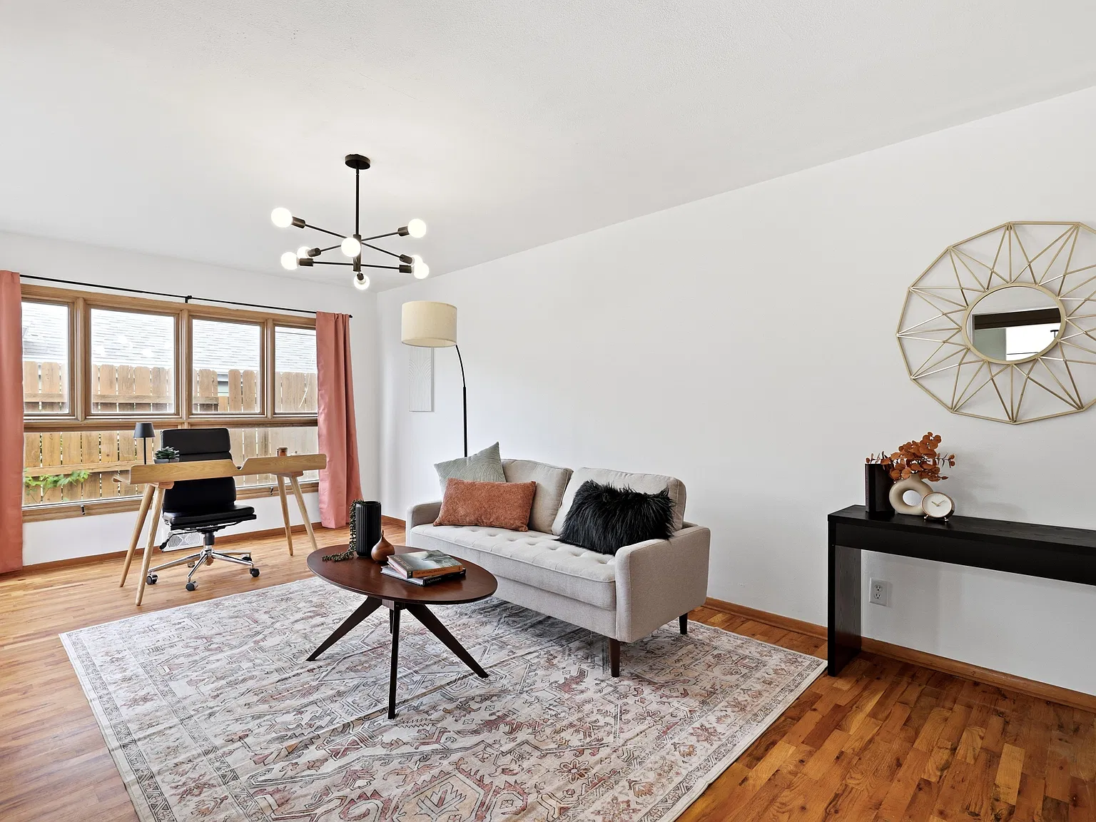 4 bed, 1152 sqft, $1,665 — Photo 4