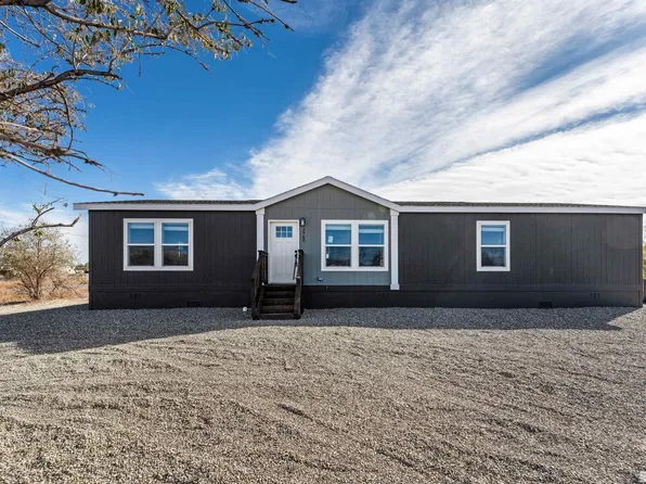 2760 Rawhide St, Silver Springs, NV 89429