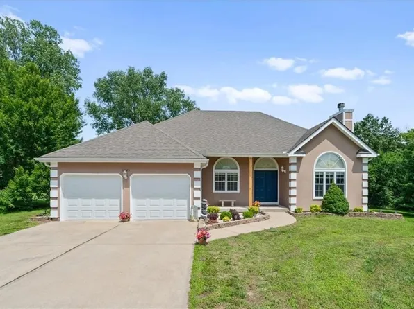 14515 S Hutt Rd, Lone Jack, MO 64070