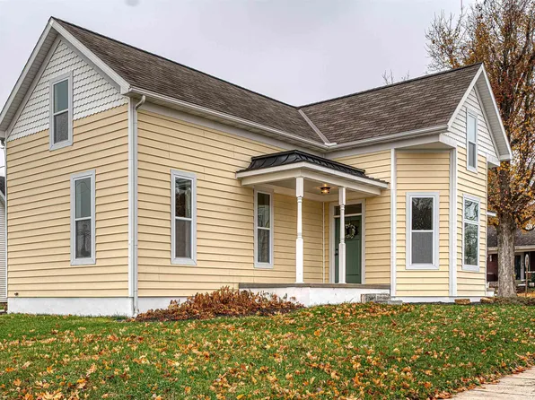 206 W Gibson St, Haubstadt, IN 47639