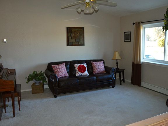 2nd image of 5009 Evergreen Dr