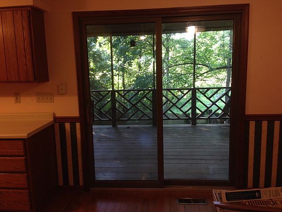 4th image of 6611 Crystal Lake Dr