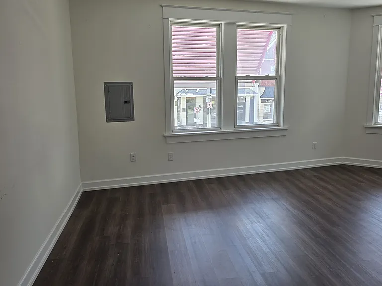 1049 W Lancaster Ave #2 — Photo 7