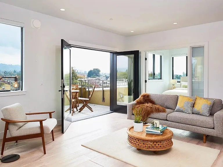 2747 San Pablo Ave #504 — Photo 7