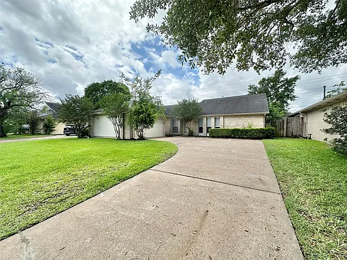 1514 Park Meadow Dr Photo 1