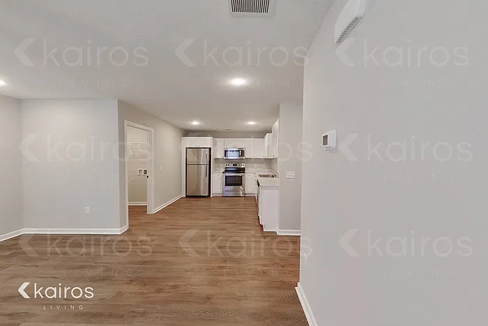 2 bed, 2.0 bath, 1207 sqft, $1,545 — Photo 4