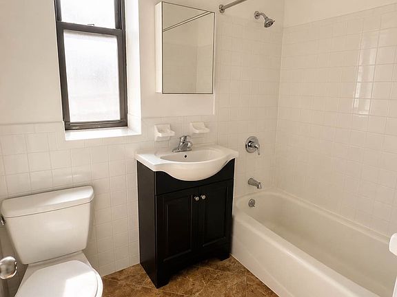 4th image of 2095 Grand Concourse APT 25