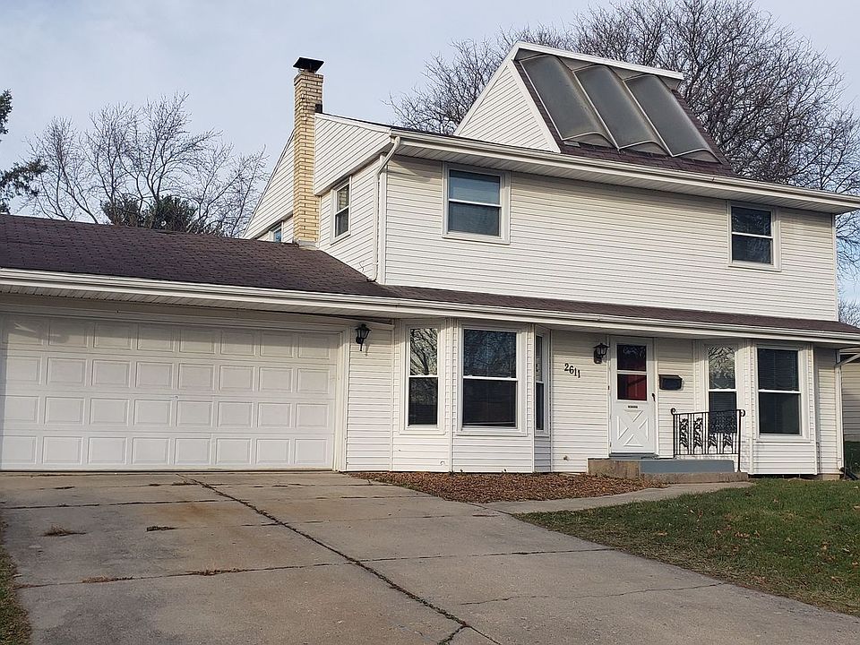 1st image of 2611 Skokie Dr