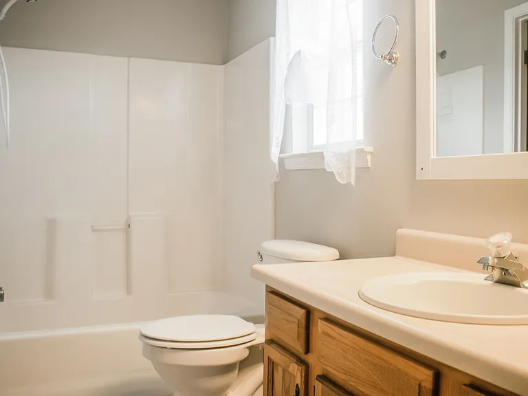 20 Lakeside Dr — Photo 7