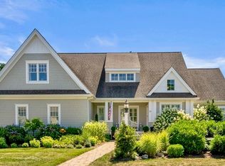 29 Chittenden Ln, Cohasset, MA 02025
