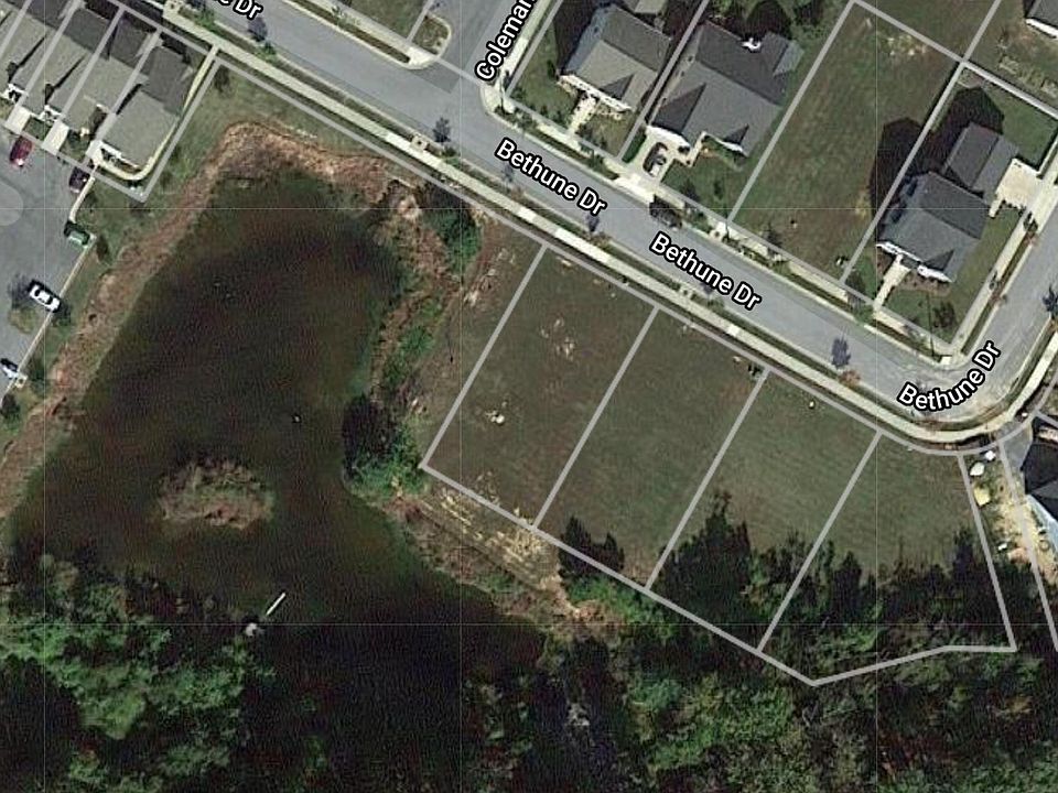 1st image of Bethune Dr