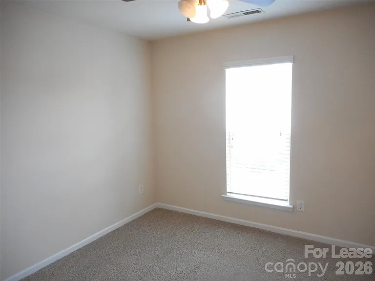 5860 Glassport Ln — Photo 20