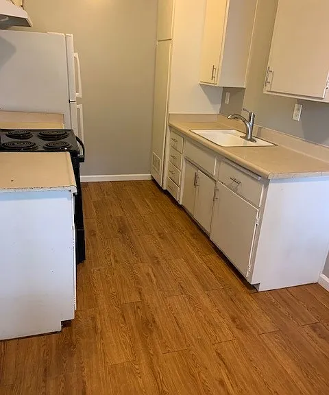 120 W Magnolia St #6 — Photo 8
