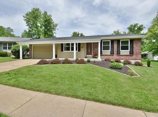383 Marywood Ct, Ballwin, MO