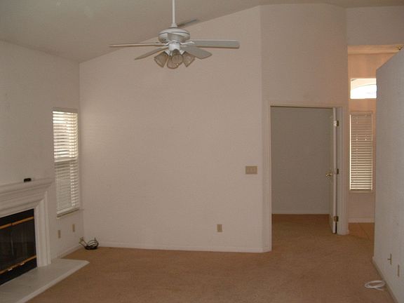 4th image of 5408 Havenhurst Cir