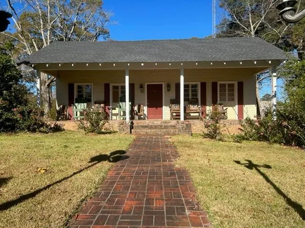 454 S 1st St, Gloster, MS 39638