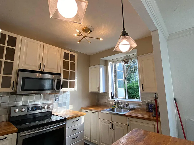 1121 Myrtle Ave #19 — Photo 8