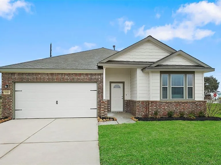 1147 Brahma Cir E — Photo 1