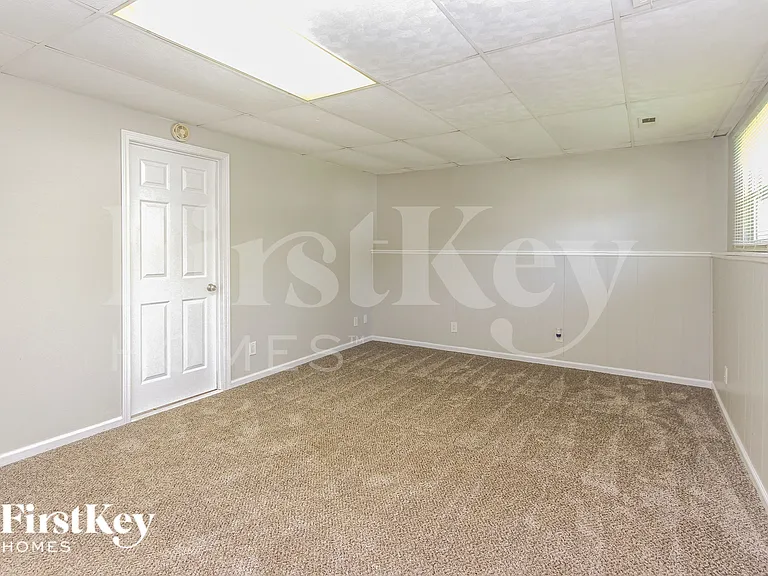 5729 Ensenada Ave — Photo 12