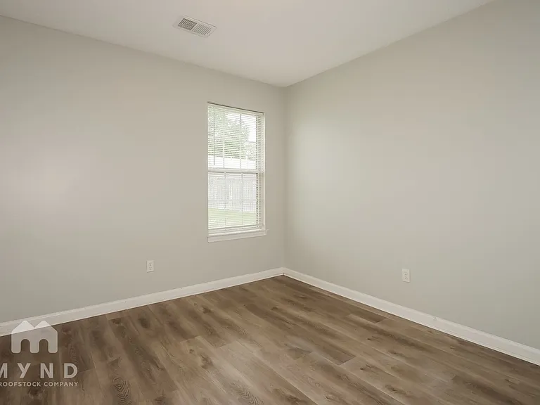 7357 Lee Ann Dr — Photo 15