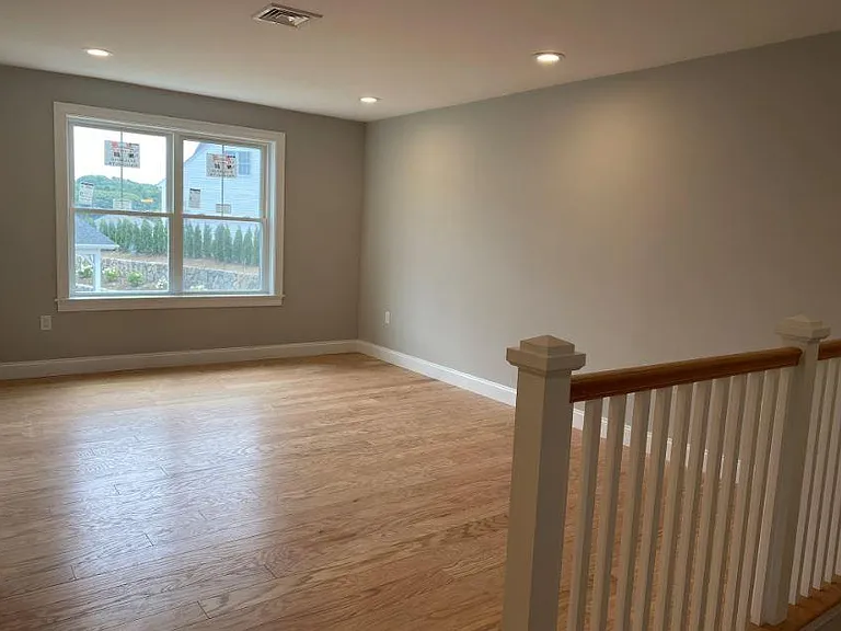 299 Lexington St #31 — Photo 6
