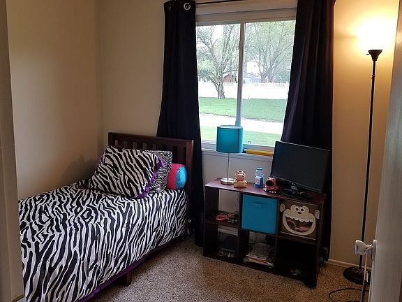 5th image of 2964 Fair Oaks Dr