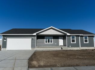 Carson River Plan, Copper Creek Estates, Grand Island, NE 68803