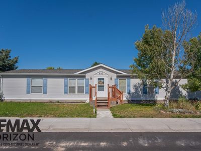 820 Leal St, Douglas, WY, 82633