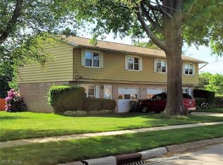 1645-1647 Normandy Dr, Wooster, OH 44691