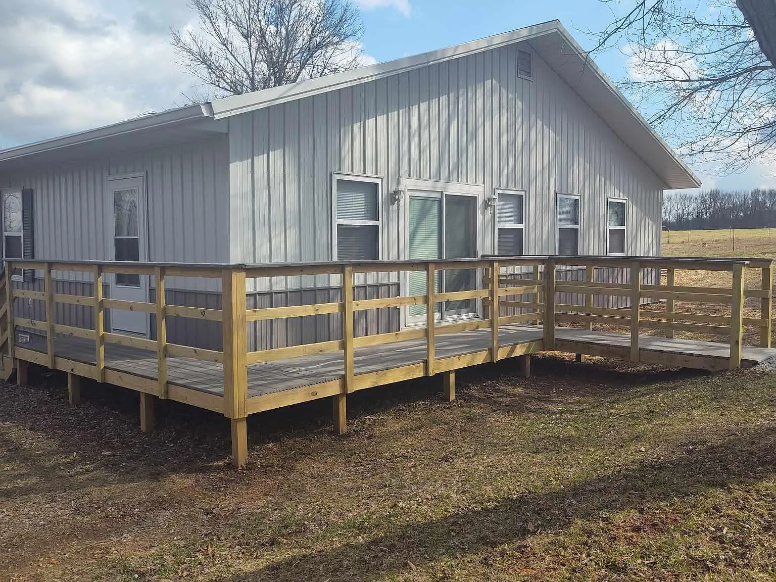3 bed, 1920 sqft, $1,400 — Photo 3