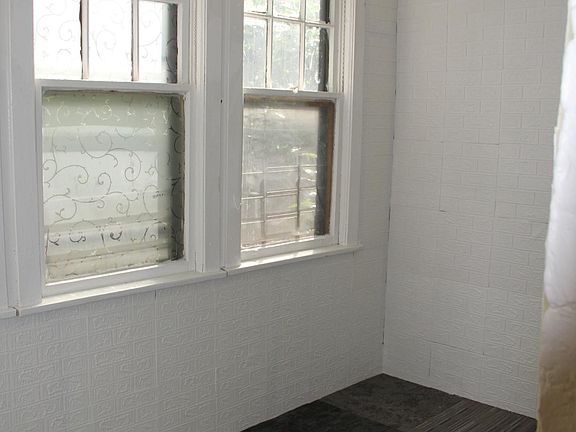 3 season room great for storage