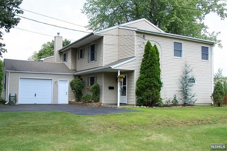1st image of 212 Sanford Ave