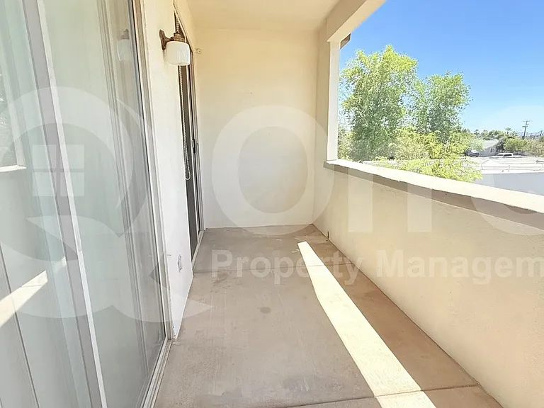 2992 N Miller Rd #215B — Photo 14