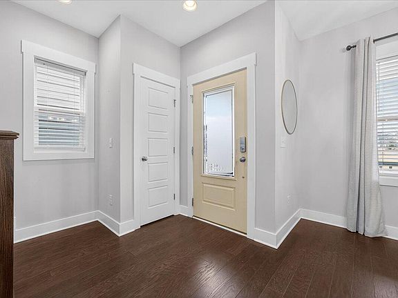 4th image of 251 Daniel Ridge Rd