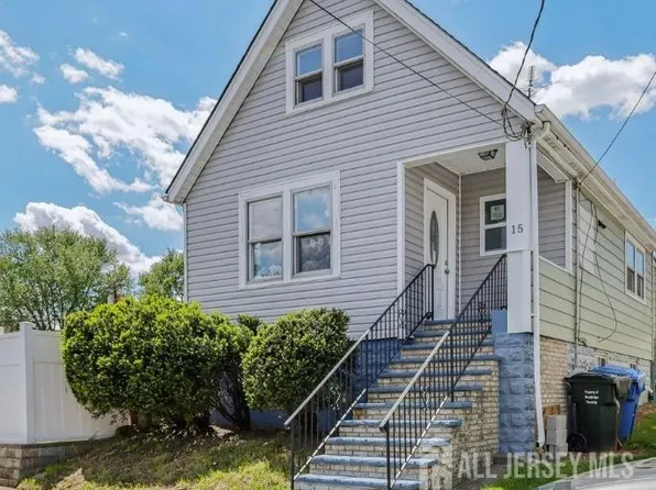 15 Fraser St, Fords, NJ 08863