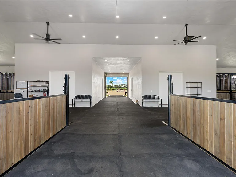 16175 Deer Path Ln — Photo 22