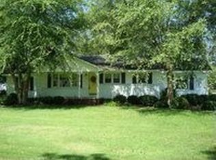 819 Josie St, Mullins, SC 29574