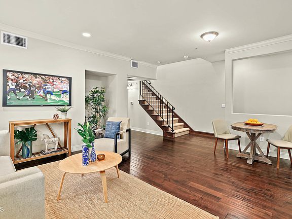 5th image of 2454 Oswego St Unit 101