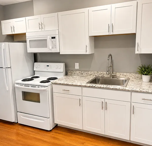 240 Elm St #2 — Photo 1