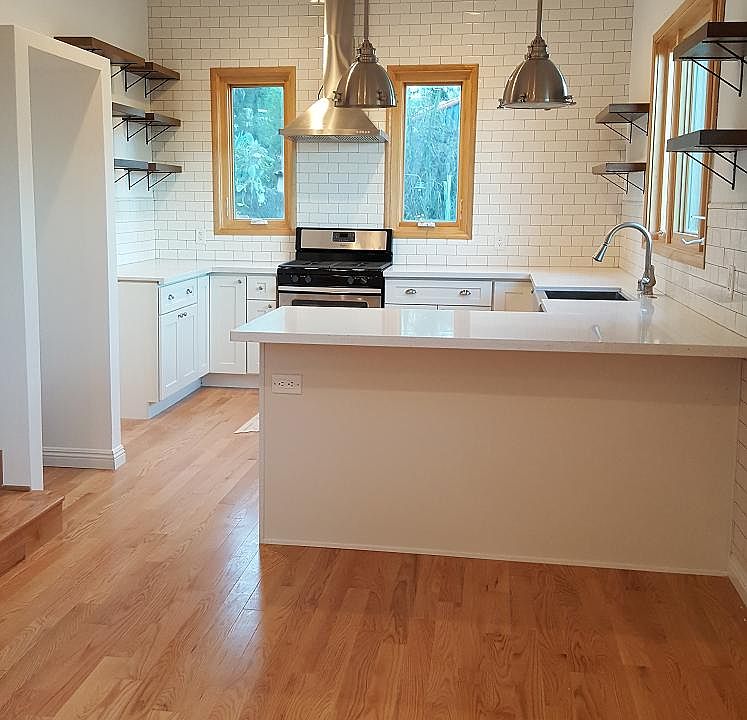 1st image of 5842 Buena Vista Ter