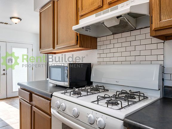 4th image of 1864 Blackberry Rd NE