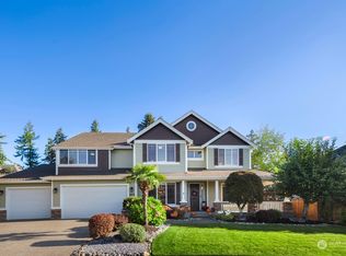 21911 26th St E, Lake Tapps, WA 98391