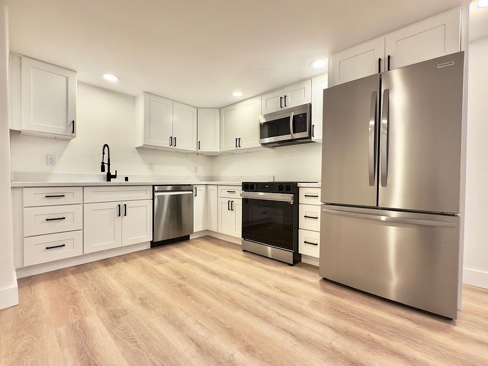All new kitchen S/S never used appliances