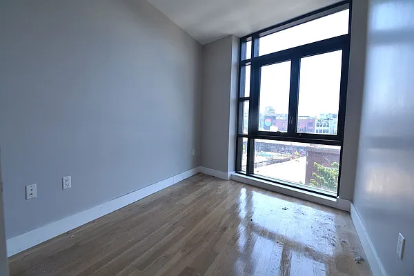 Rented by Hagstrom Management Inc | media 29