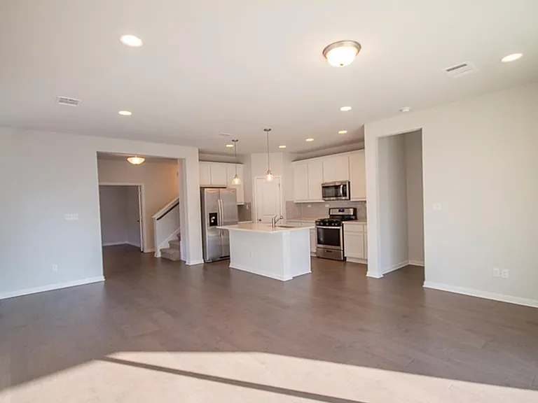 129 Winding Hollow Ln — Photo 15