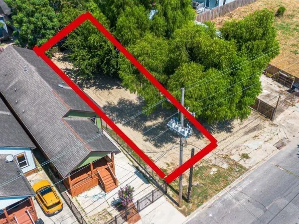 3212 Pine St, New Orleans, LA 70125